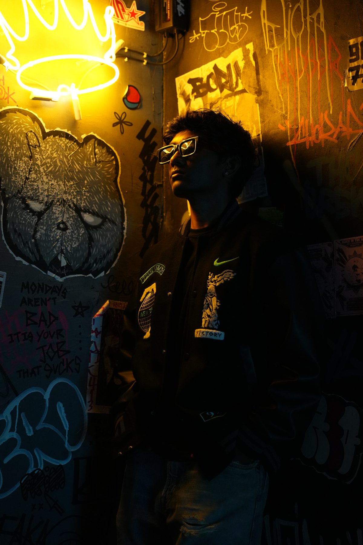 RYKARA in a graffiti-lined room, press portrait 05